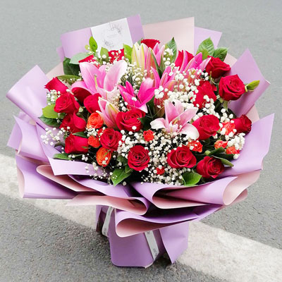 芜湖22朵红玫瑰百合，心永远属于了你